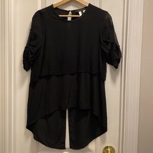 BCBG MAXAZRIA  blouse size S